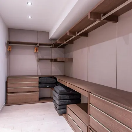 Luxury Herastrau Nord- 240 Sqm - Spa, Pool & Gym Access Boekarest