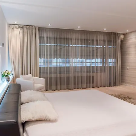 Luxury Herastrau Nord- 240 Sqm - Spa, Pool & Gym Access * Bucarest