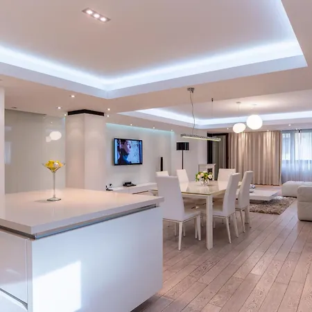 Luxury Herastrau Nord- 240 Sqm - Spa, Pool & Gym Access *