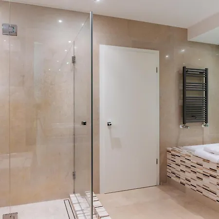 Luxury Herastrau Nord- 240 Sqm - Spa, Pool & Gym Access