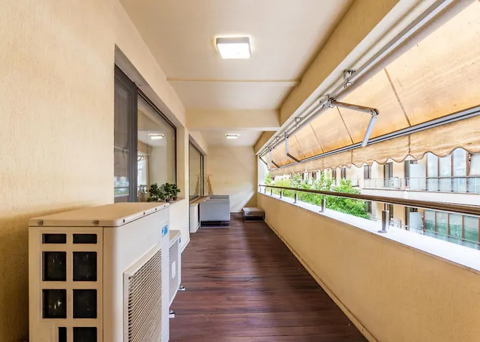 Lejlighed Luxury Herastrau Nord- 240 Sqm - Spa, Pool & Gym Access Bukarest