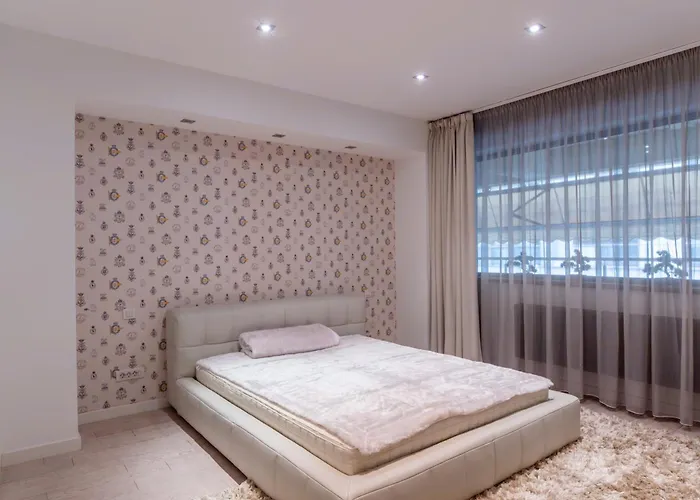 Luxury Herastrau Nord- 240 Sqm - Spa, Pool & Gym Access