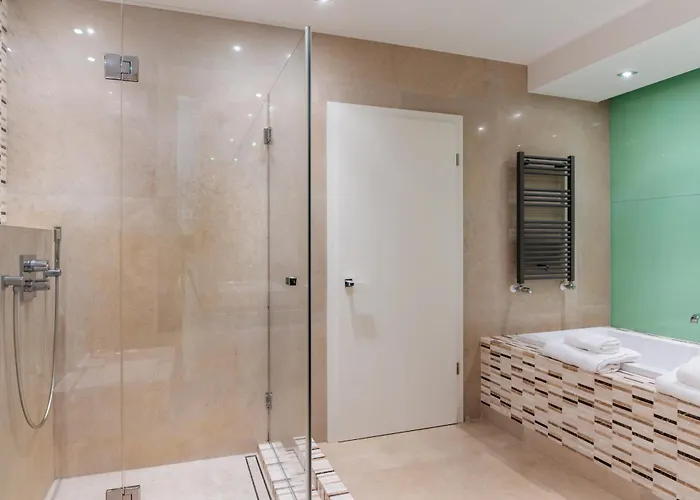 Luxury Herastrau Nord- 240 Sqm - Spa, Pool & Gym Access