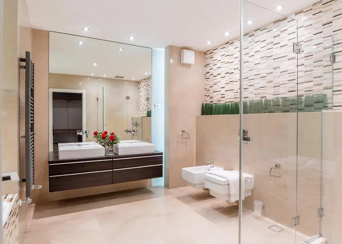 Luxury Herastrau Nord- 240 Sqm - Spa, Pool & Gym Access Apartmán