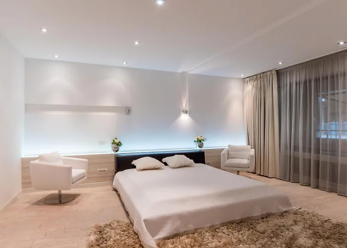 Luxury Herastrau Nord- 240 Sqm - Spa, Pool & Gym Access