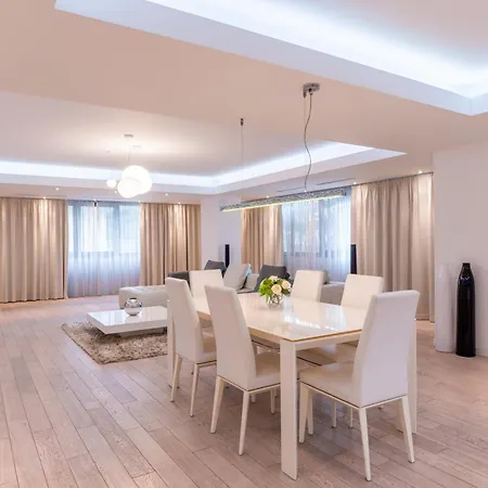 公寓 Luxury Herastrau Nord- 240 Sqm - Spa, Pool & Gym Access *