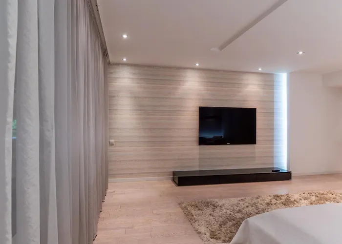 公寓 Luxury Herastrau Nord- 240 Sqm - Spa, Pool & Gym Access *